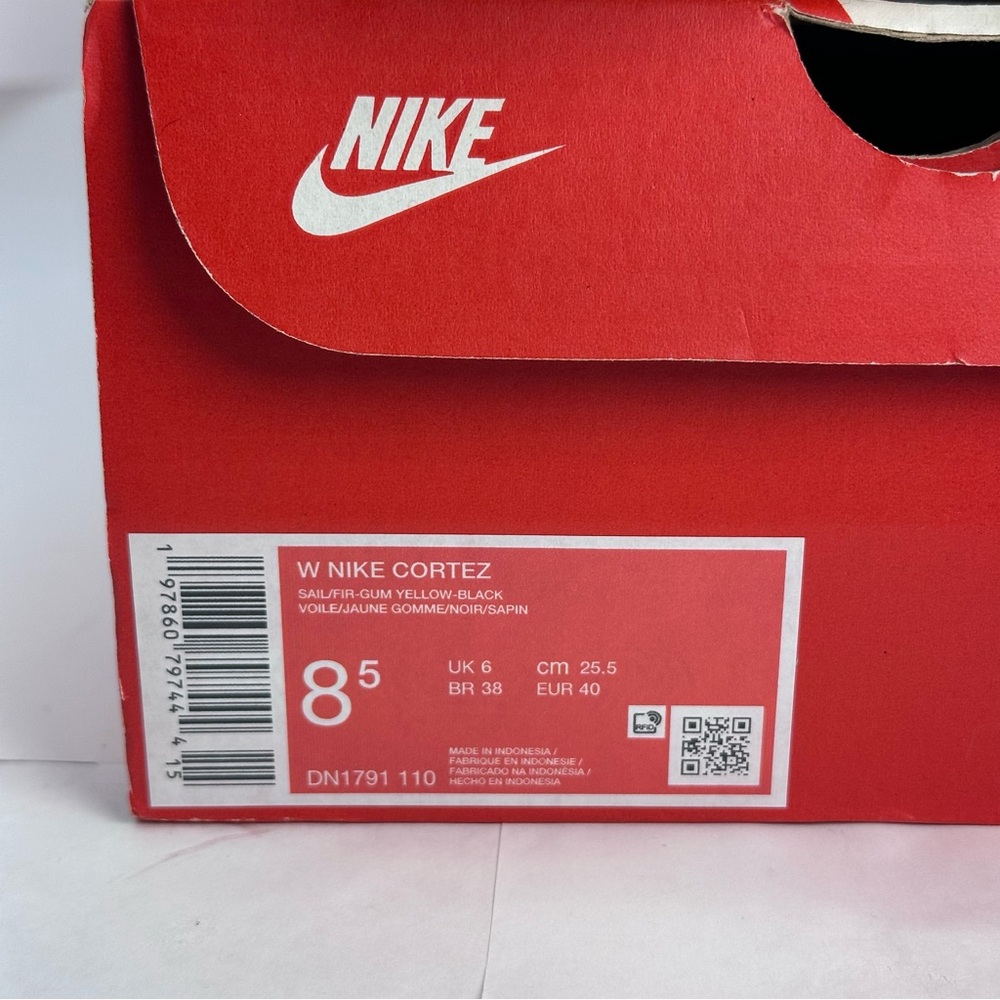 New Nike Cortez Leather Sneaker in Sail, Fir, Gum Yellow, & Black shoe - Picture 8 of 8